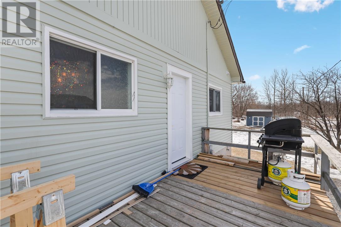 43 Wilson Street E, Little Current, Ontario  P0P 1K0 - Photo 4 - 2126770