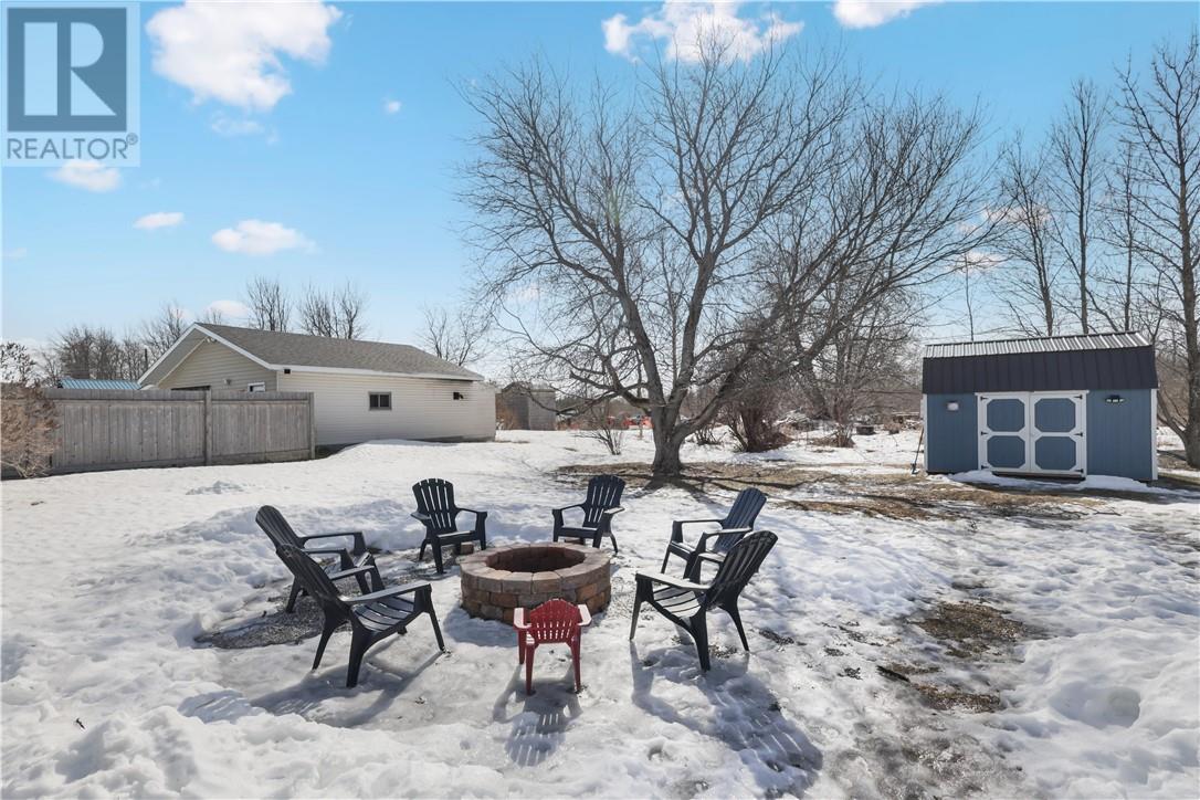 43 Wilson Street E, Little Current, Ontario  P0P 1K0 - Photo 6 - 2126770