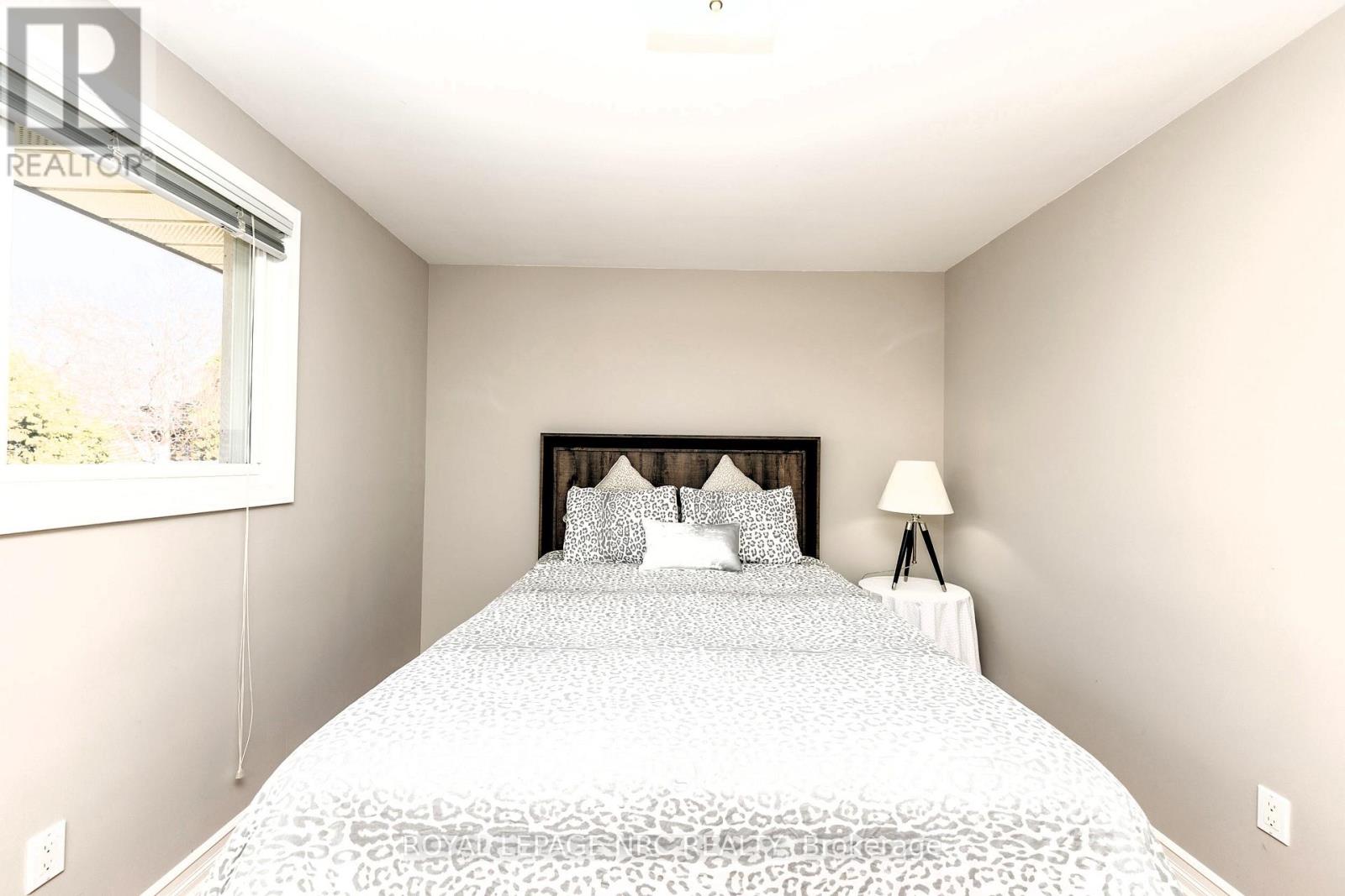 60 Millbridge Crescent, Pelham, Ontario  L3E 0E8 - Photo 21 - X12872576