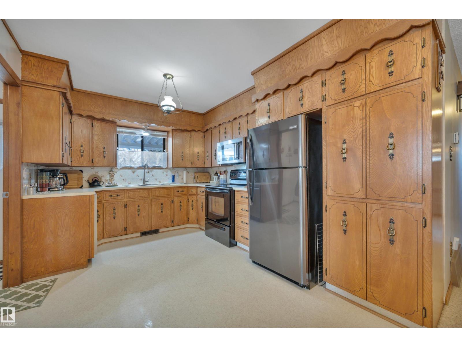 63 Alpaugh Cr, Leduc, Alberta  T9E 5G8 - Photo 14 - E4476913