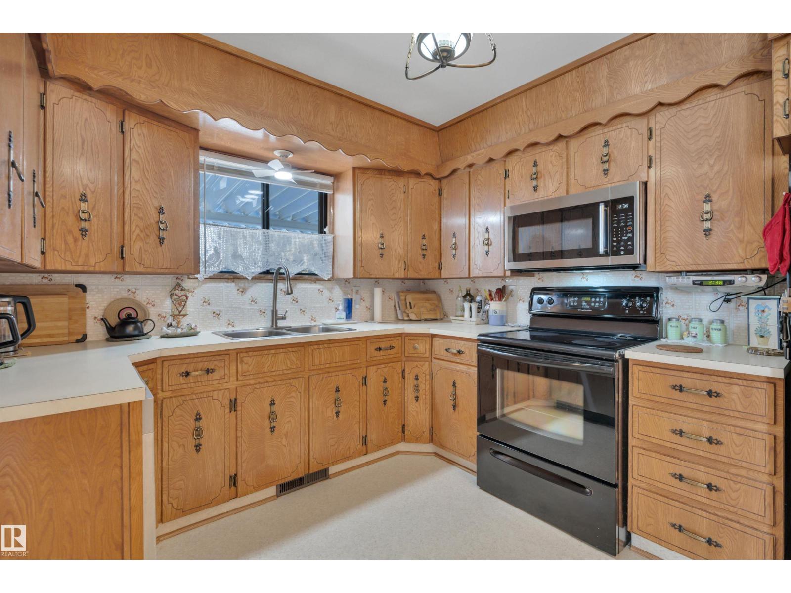 63 Alpaugh Cr, Leduc, Alberta  T9E 5G8 - Photo 15 - E4476913