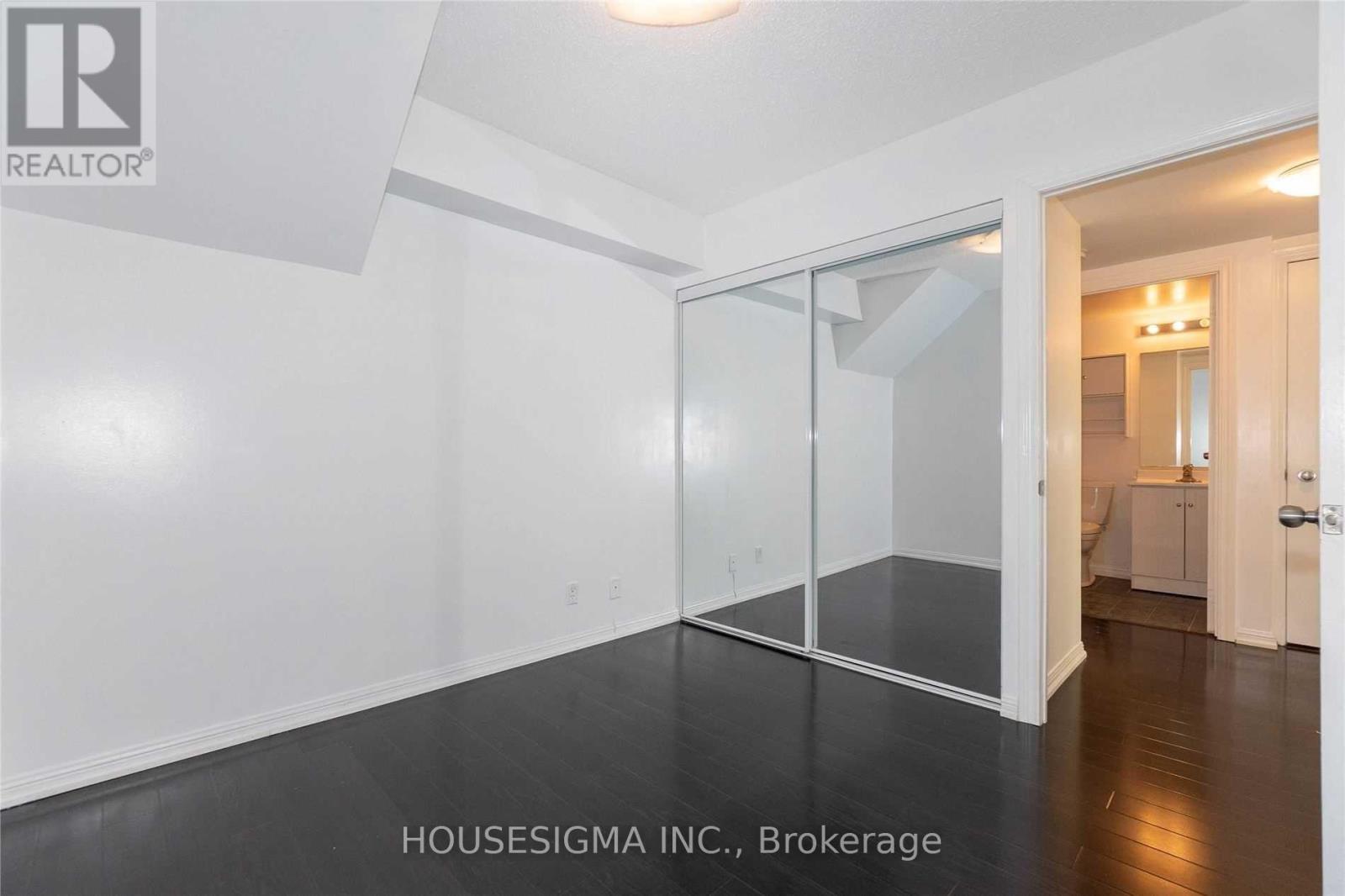 303 - 3 Shank Street, Toronto, Ontario  M6J 3W9 - Photo 17 - C12872620