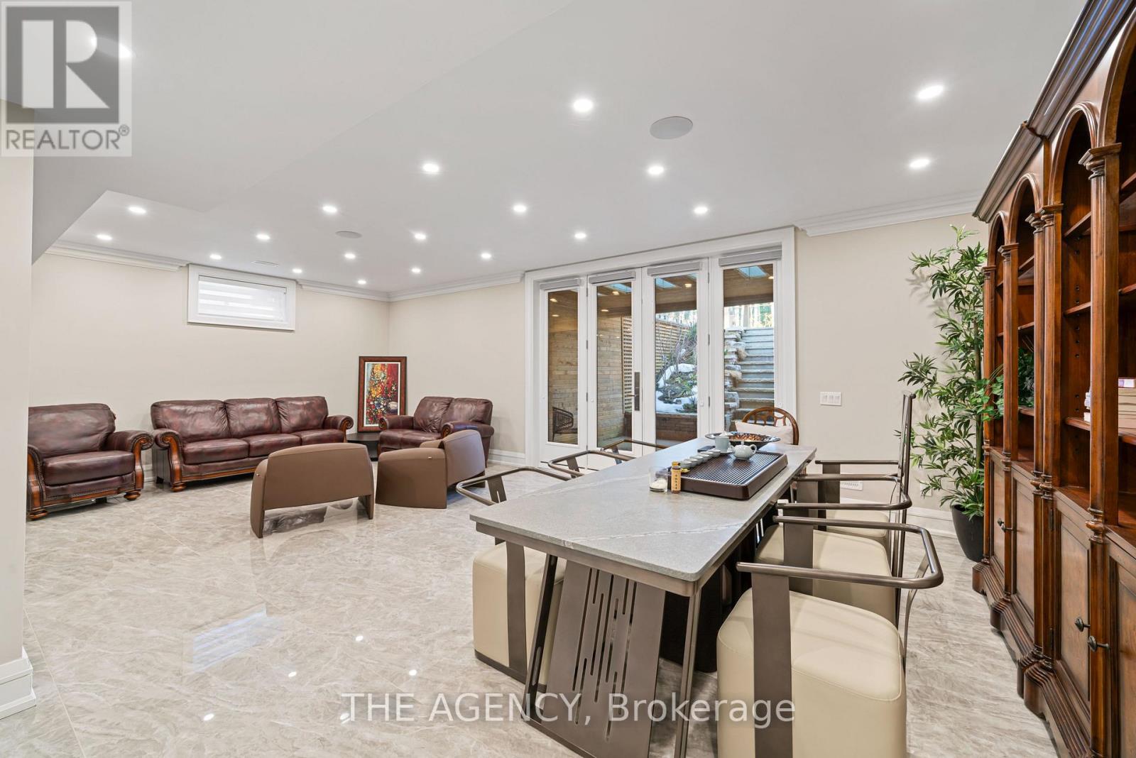 18 Suncrest Drive, Toronto, Ontario  M3C 2L2 - Photo 28 - C12872638