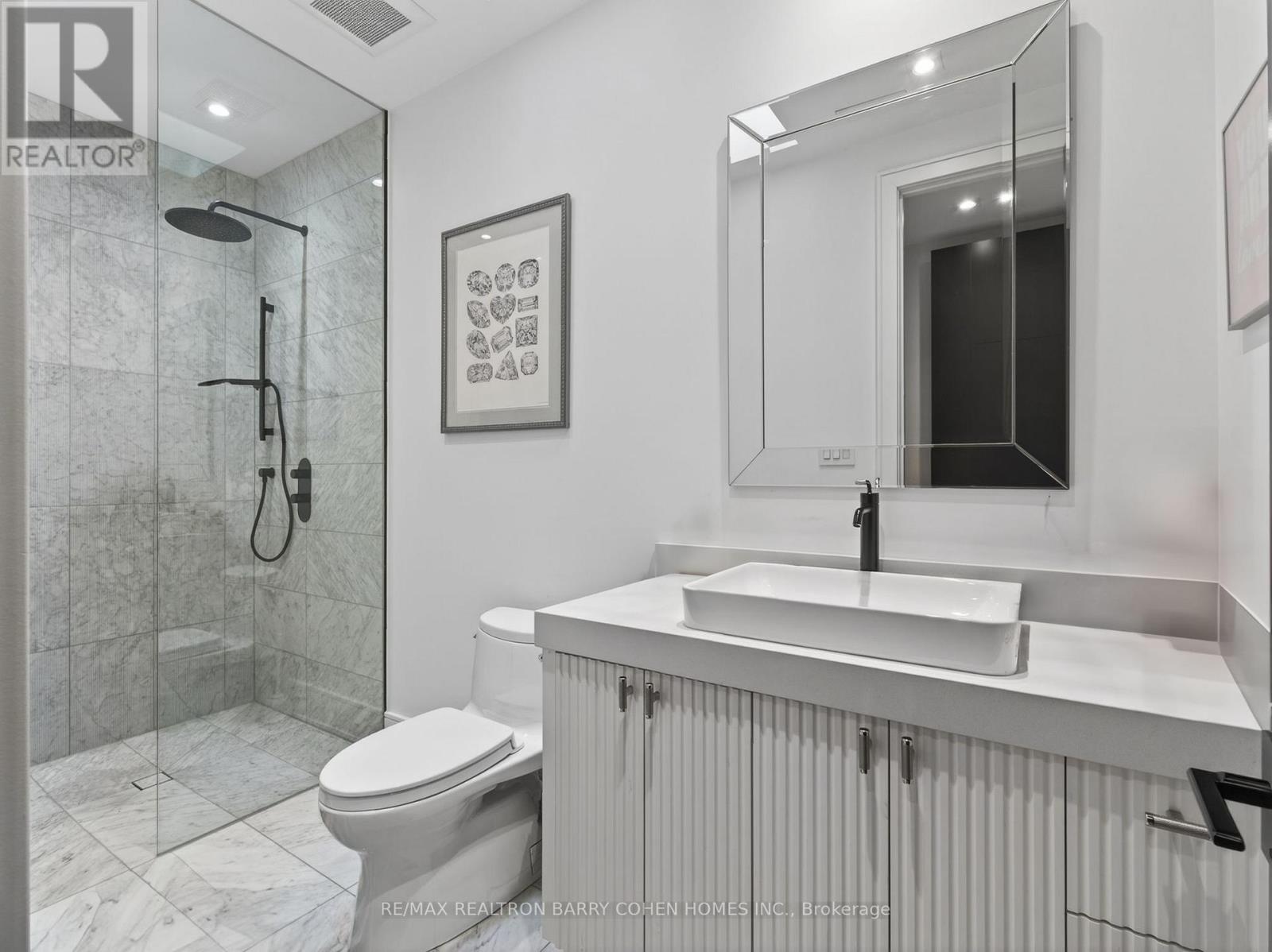 4 Forest Wood, Toronto, Ontario  M5N 2V6 - Photo 21 - C12872644