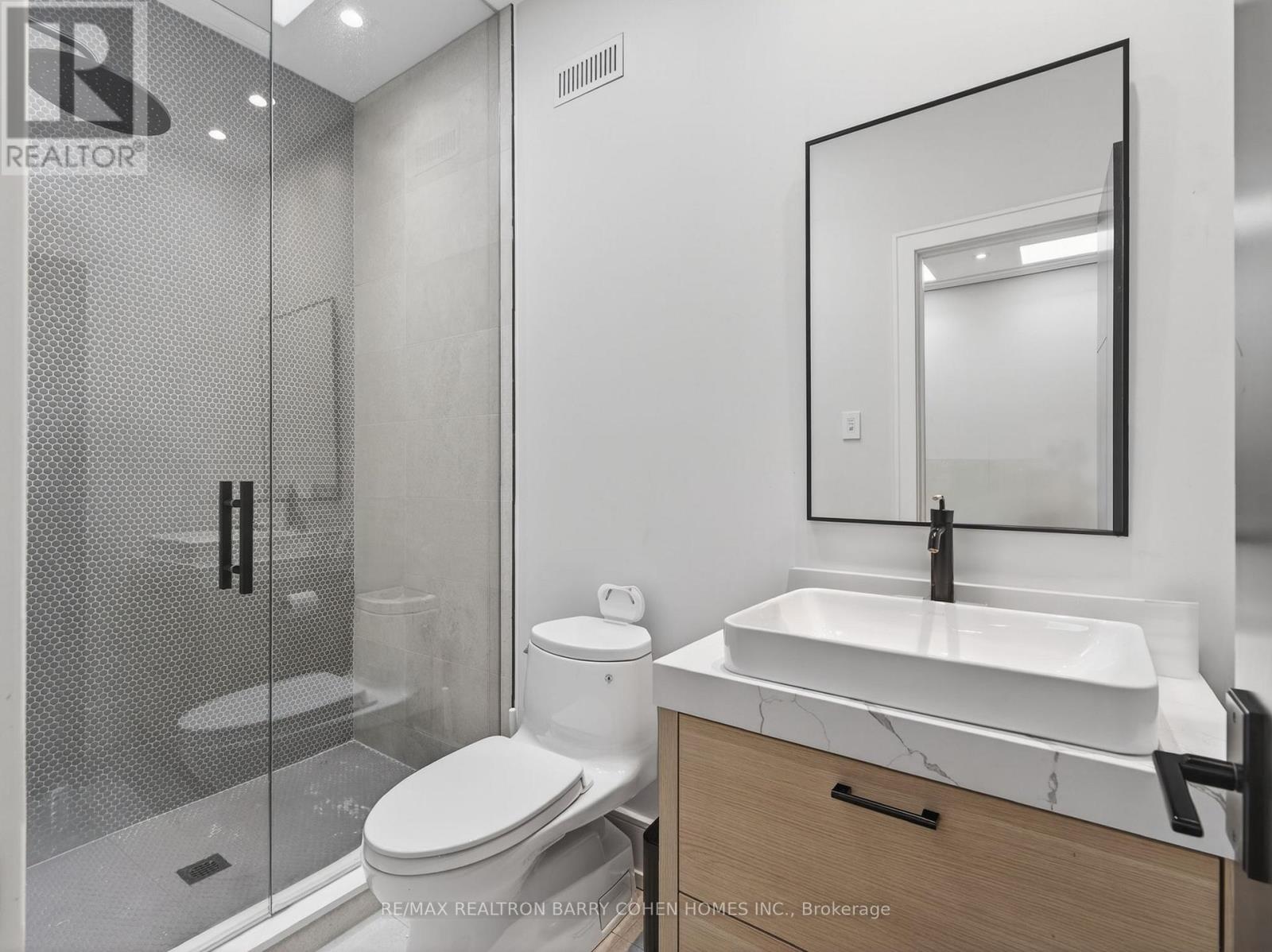 4 Forest Wood, Toronto, Ontario  M5N 2V6 - Photo 28 - C12872644