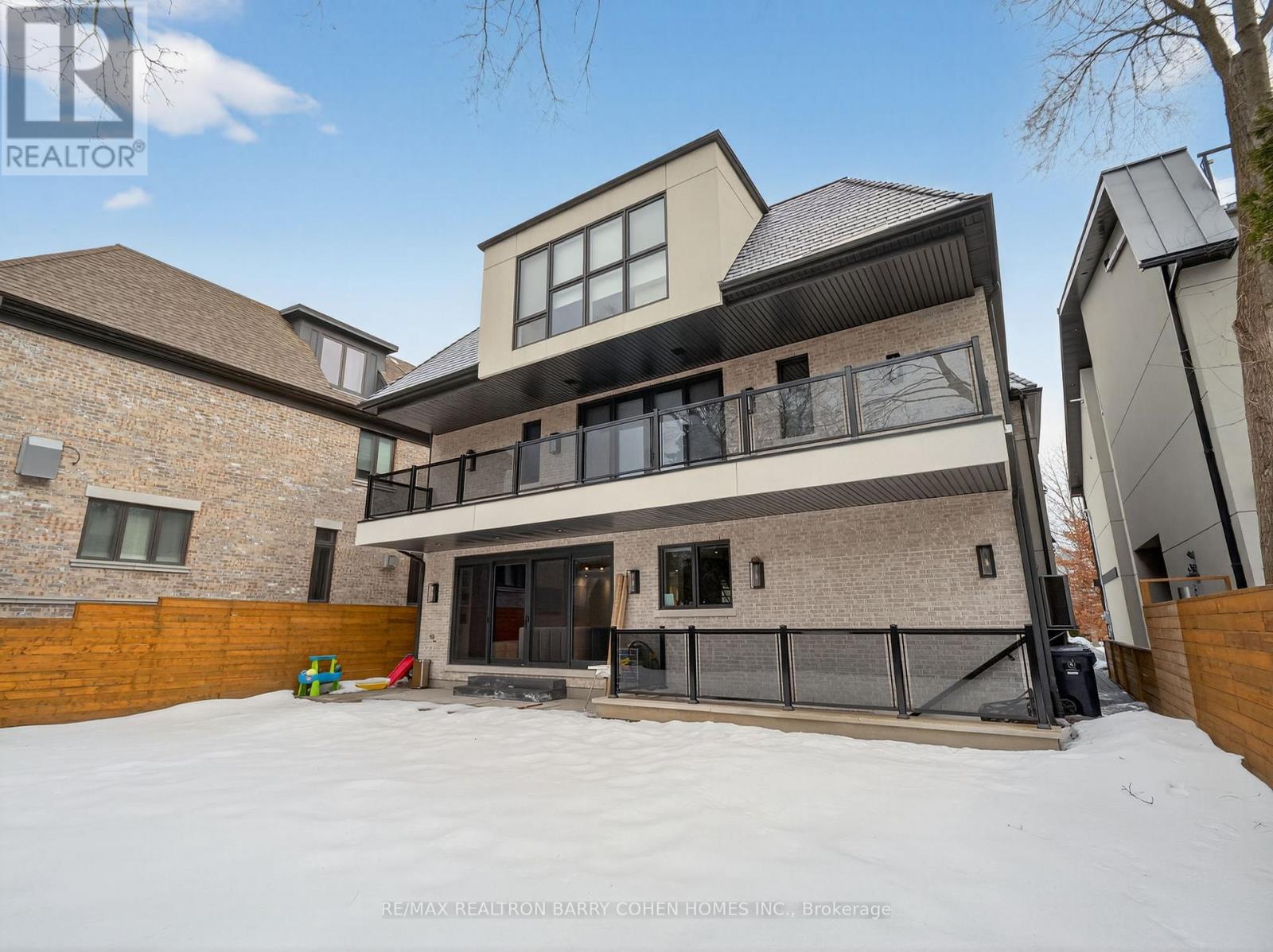 4 Forest Wood, Toronto, Ontario  M5N 2V6 - Photo 32 - C12872644