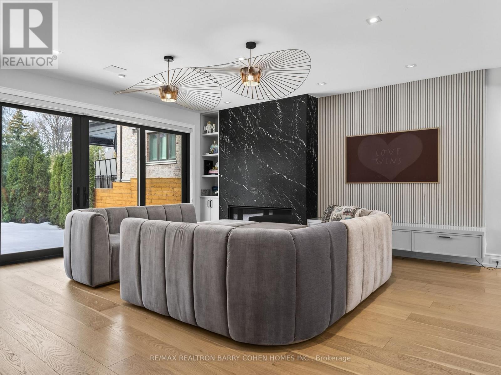 4 Forest Wood, Toronto, Ontario  M5N 2V6 - Photo 5 - C12872644