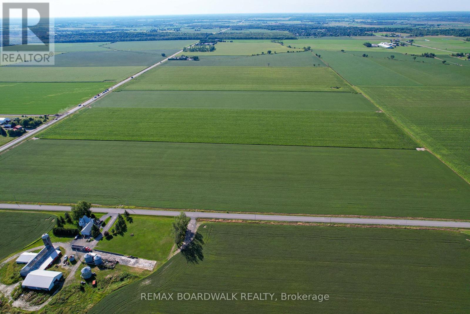 1352 Wall Road, Ottawa, Ontario  K4B 1H9 - Photo 3 - X12872624