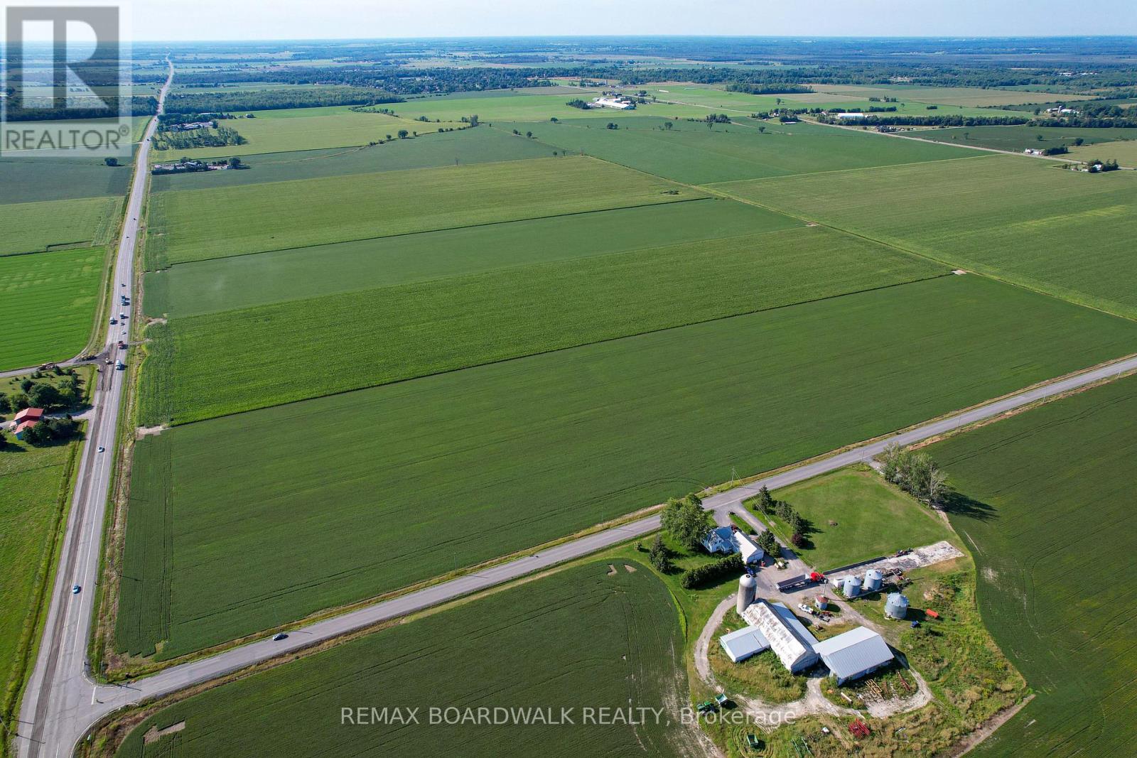 1352 Wall Road, Ottawa, Ontario  K4B 1H9 - Photo 4 - X12872624