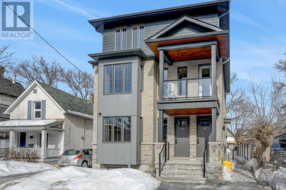 35 Ella Street, Ottawa, Ontario  K1S 2S3 - Photo 2 - X12872658