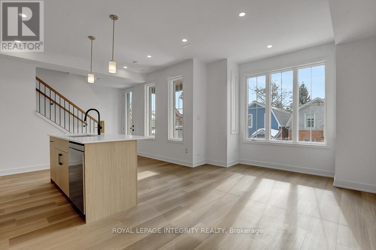 35 Ella Street, Ottawa, Ontario  K1S 2S3 - Photo 25 - X12872658