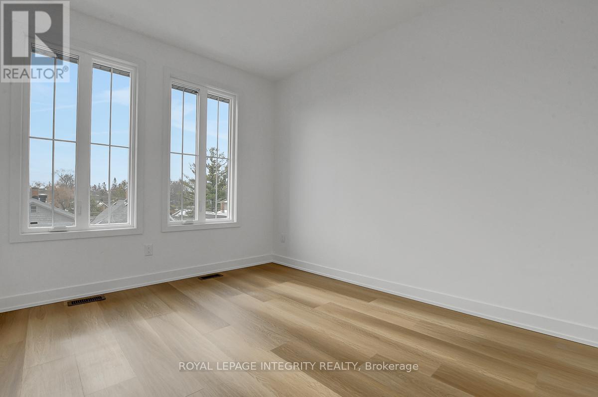 35 Ella Street, Ottawa, Ontario  K1S 2S3 - Photo 36 - X12872658