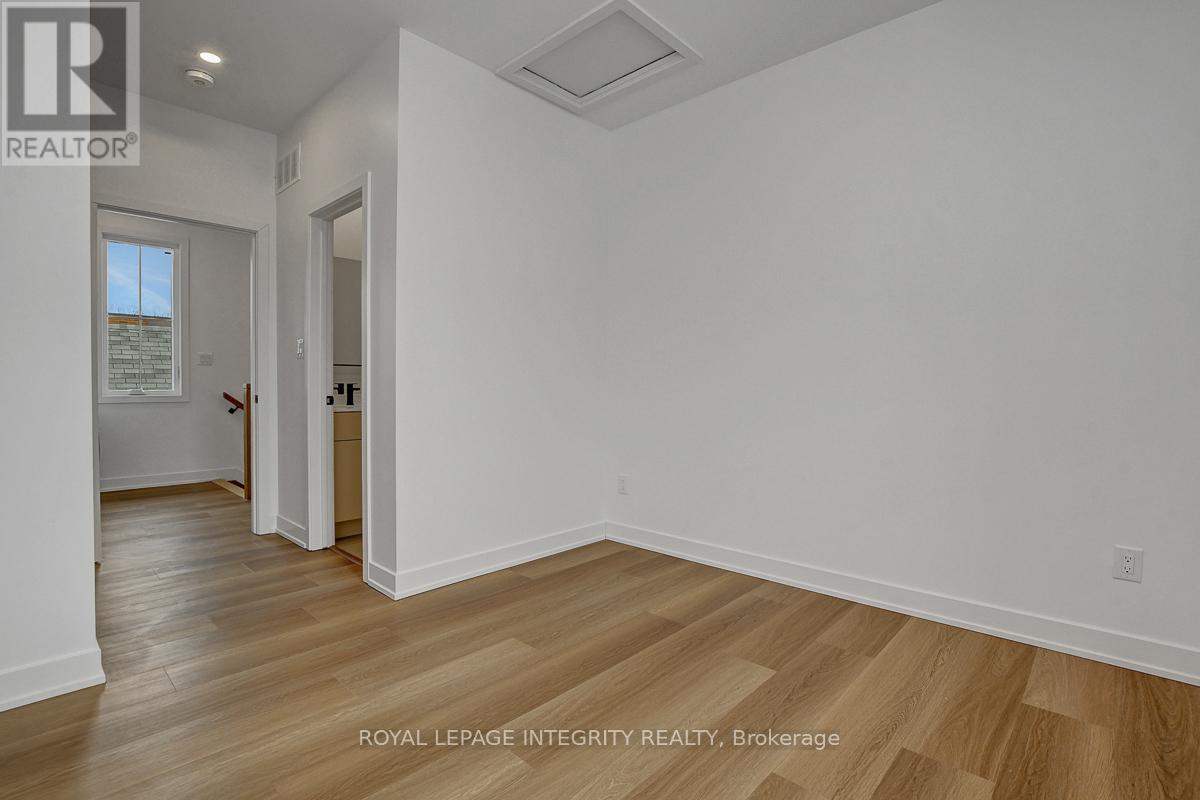 35 Ella Street, Ottawa, Ontario  K1S 2S3 - Photo 39 - X12872658