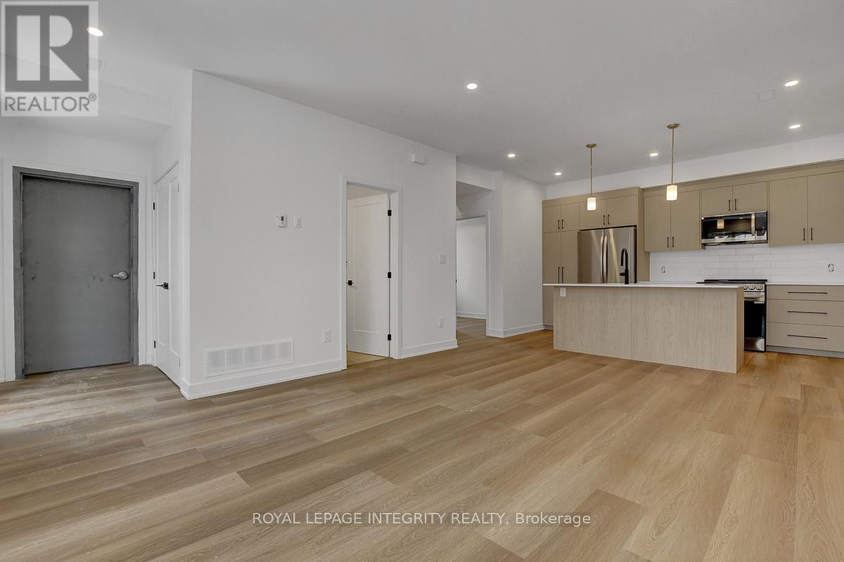 35 Ella Street, Ottawa, Ontario  K1S 2S3 - Photo 6 - X12872658