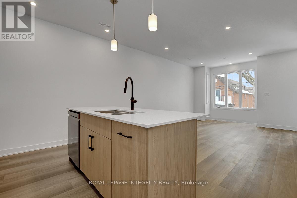 35 Ella Street, Ottawa, Ontario  K1S 2S3 - Photo 9 - X12872658