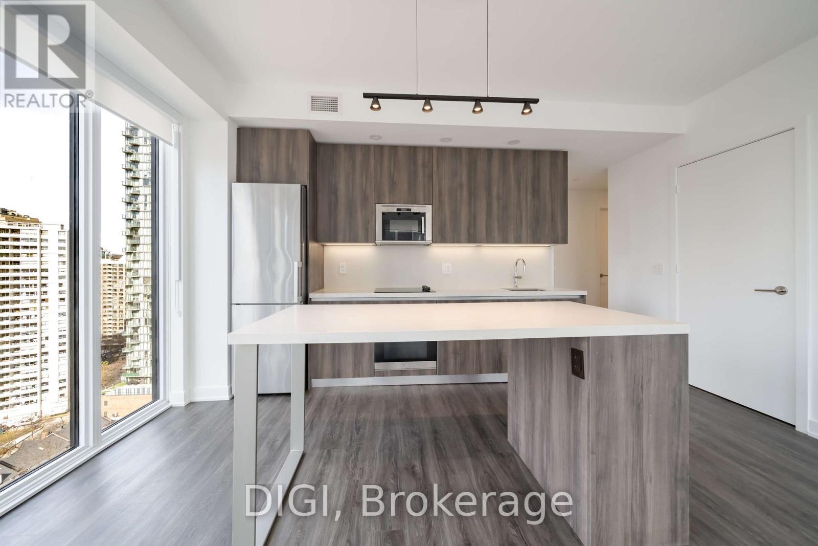 1802 - 8 Gloucester Street, Toronto, Ontario  M4Y 0H8 - Photo 3 - C12855746