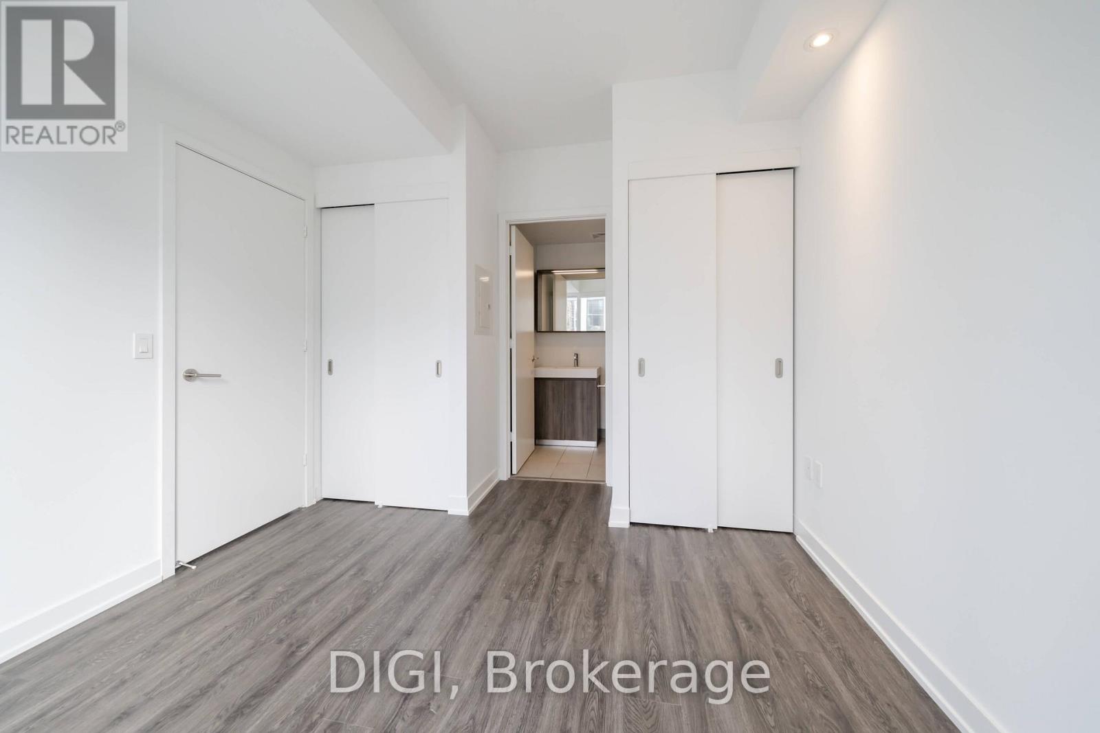 1802 - 8 Gloucester Street, Toronto, Ontario  M4Y 0H8 - Photo 17 - C12855746