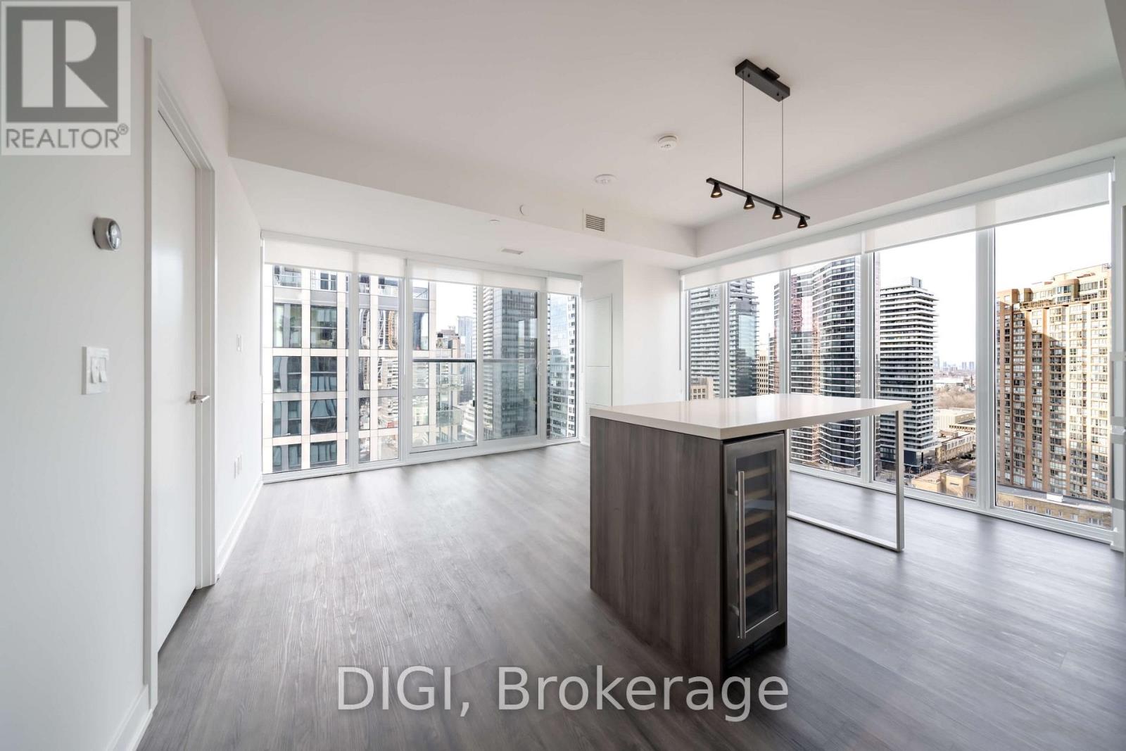 1802 - 8 Gloucester Street, Toronto, Ontario  M4Y 0H8 - Photo 5 - C12855746