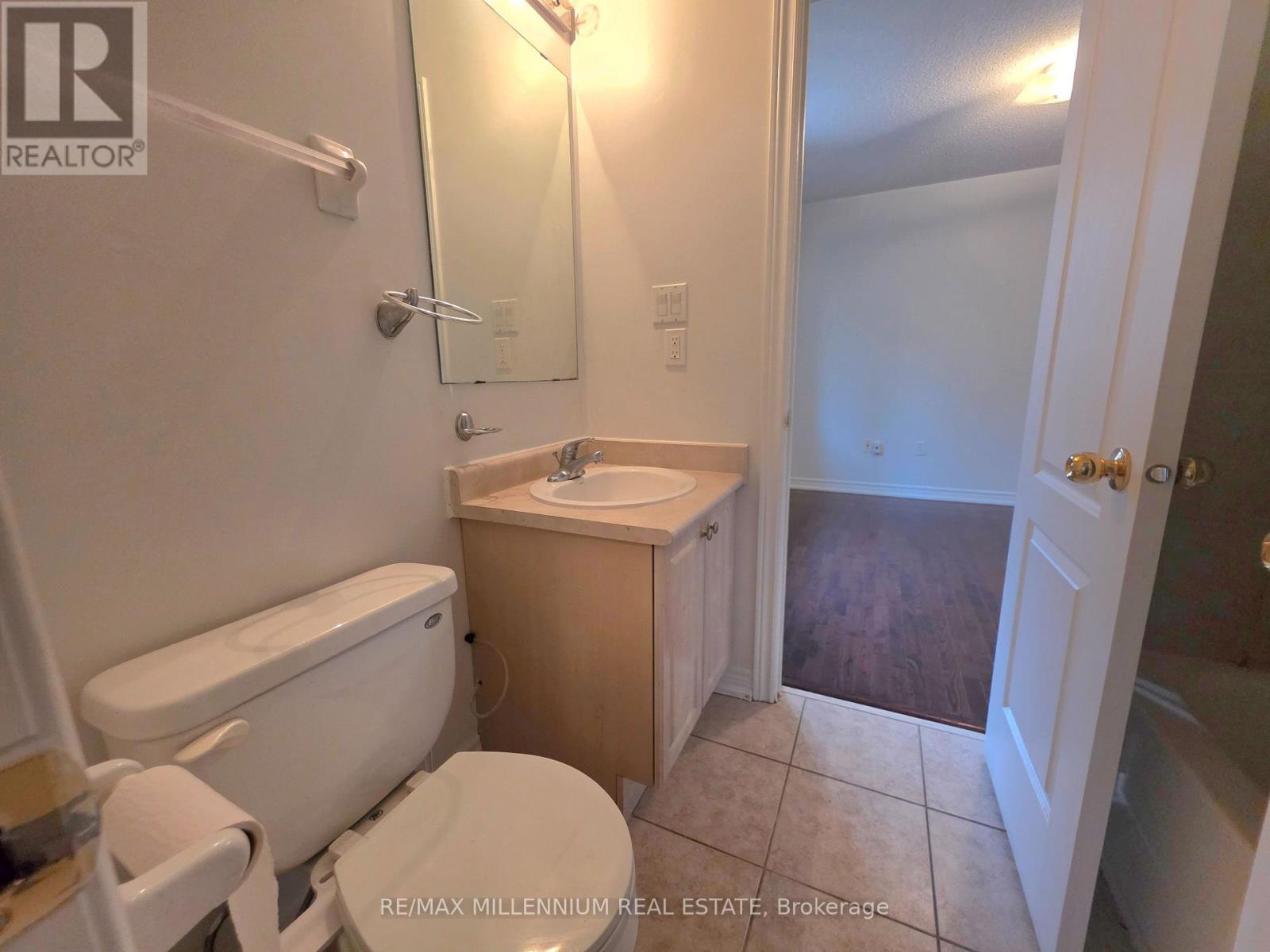 150 Ozner Crescent, Vaughan, Ontario  L4H 0G1 - Photo 47 - N12869378