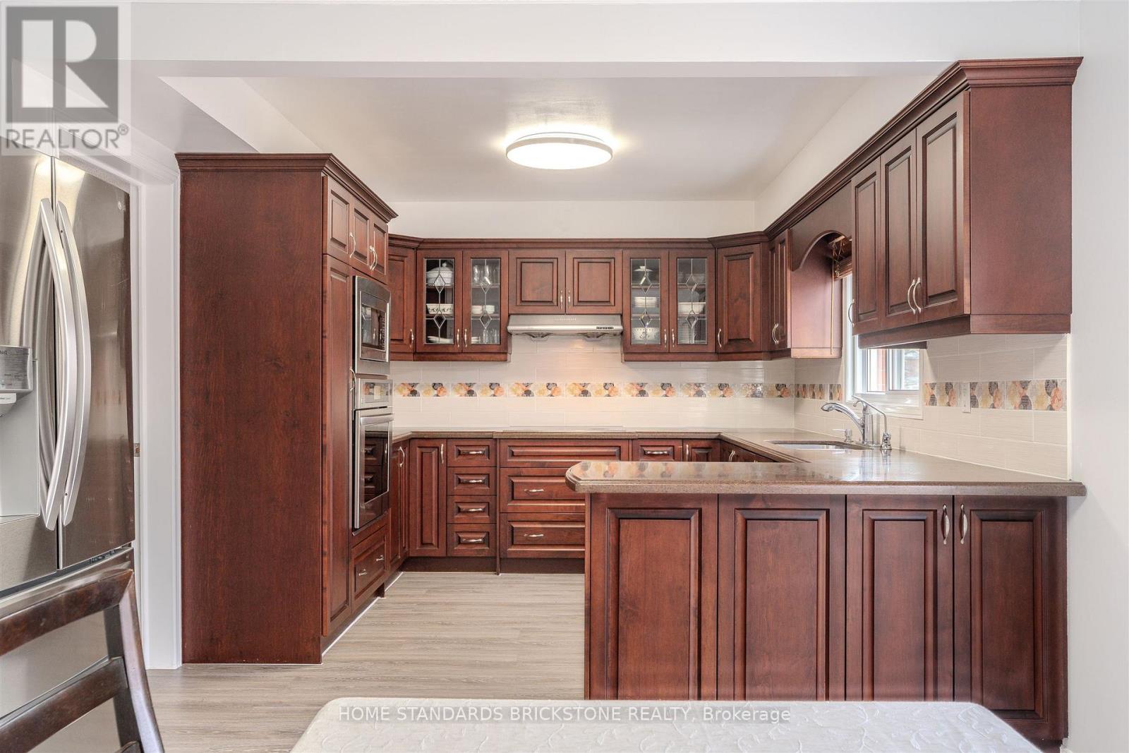 4538 Penhallow Road, Mississauga, Ontario  L5V 1E7 - Photo 13 - W12864988