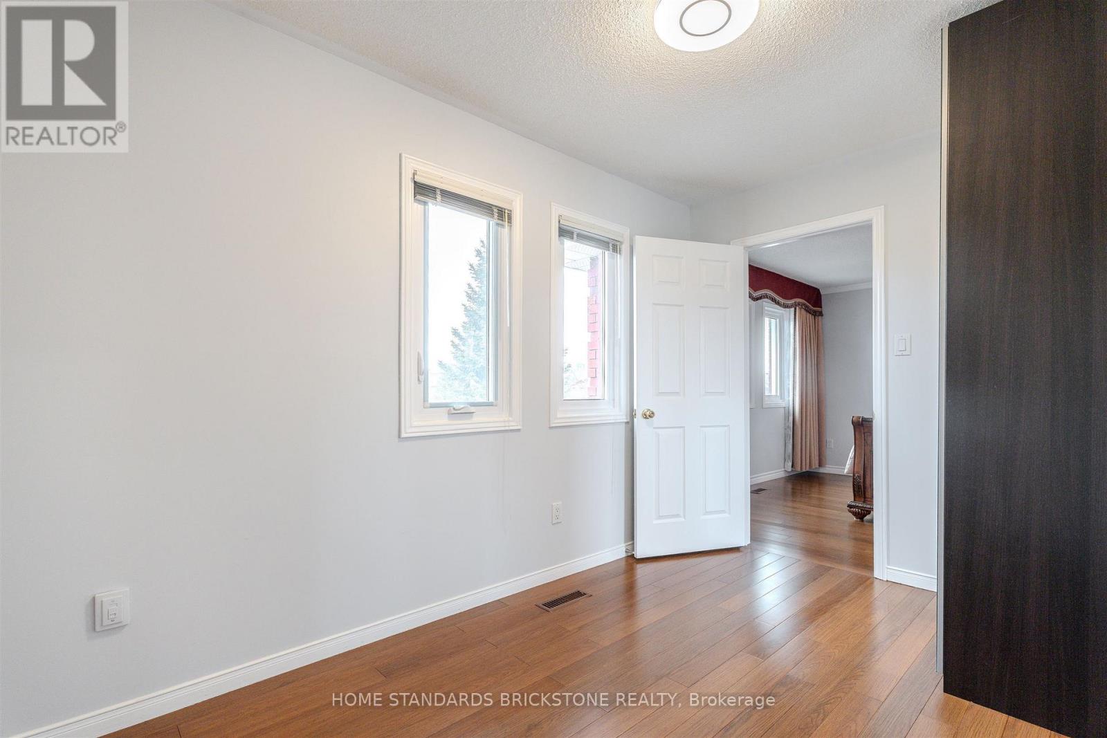 4538 Penhallow Road, Mississauga, Ontario  L5V 1E7 - Photo 27 - W12864988