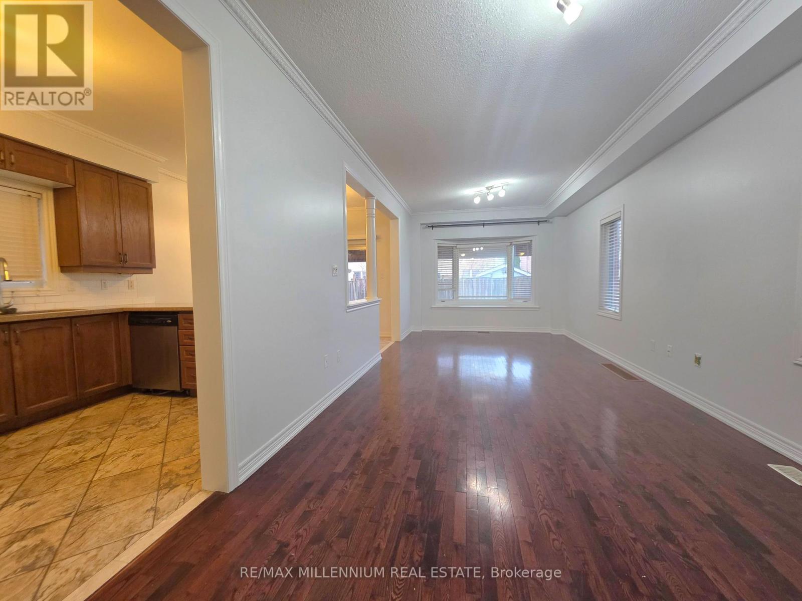 150 Ozner Crescent, Vaughan, Ontario  L4H 0G1 - Photo 39 - N12869378