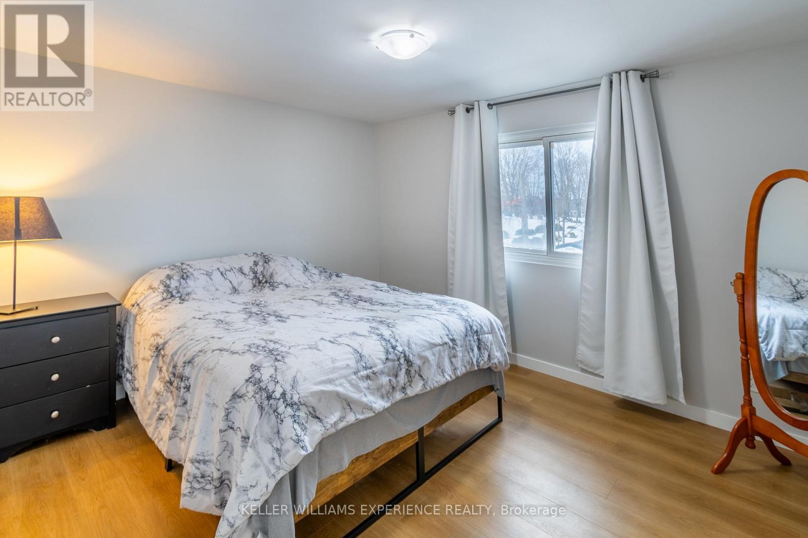 588 Manly Street, Midland, Ontario  L4R 3G3 - Photo 12 - S12872594