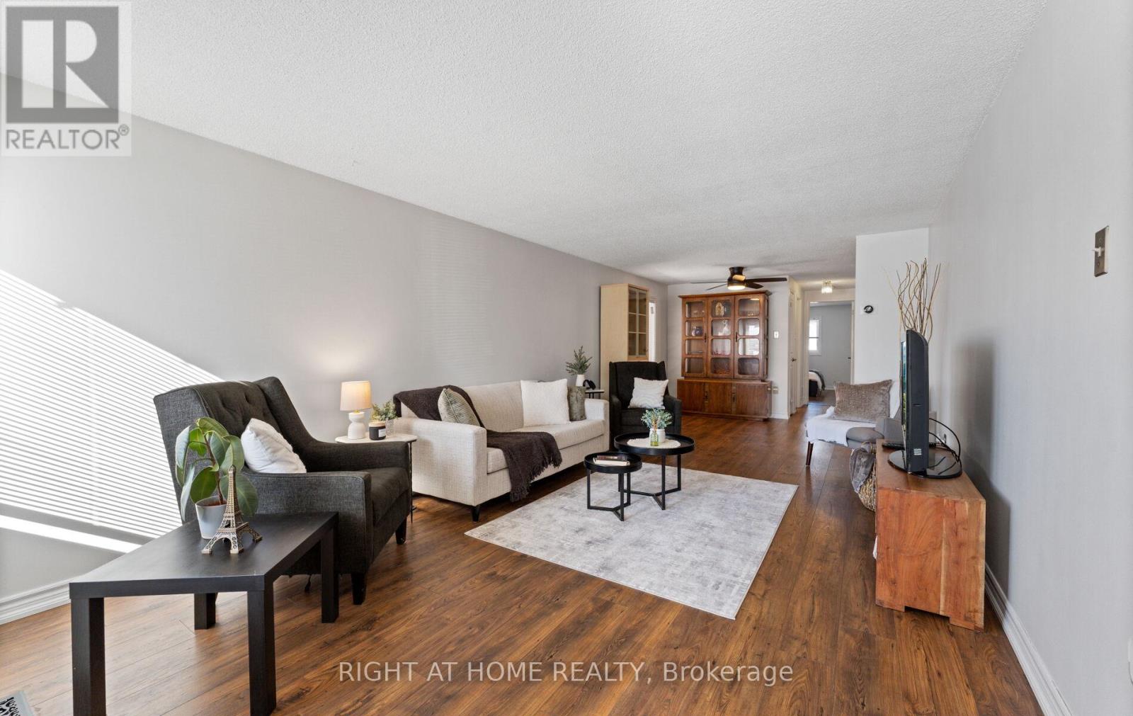 56 Ferguson Drive, Barrie (Northwest), Ontario  L4N 7B5 - Photo 3 - S12872662