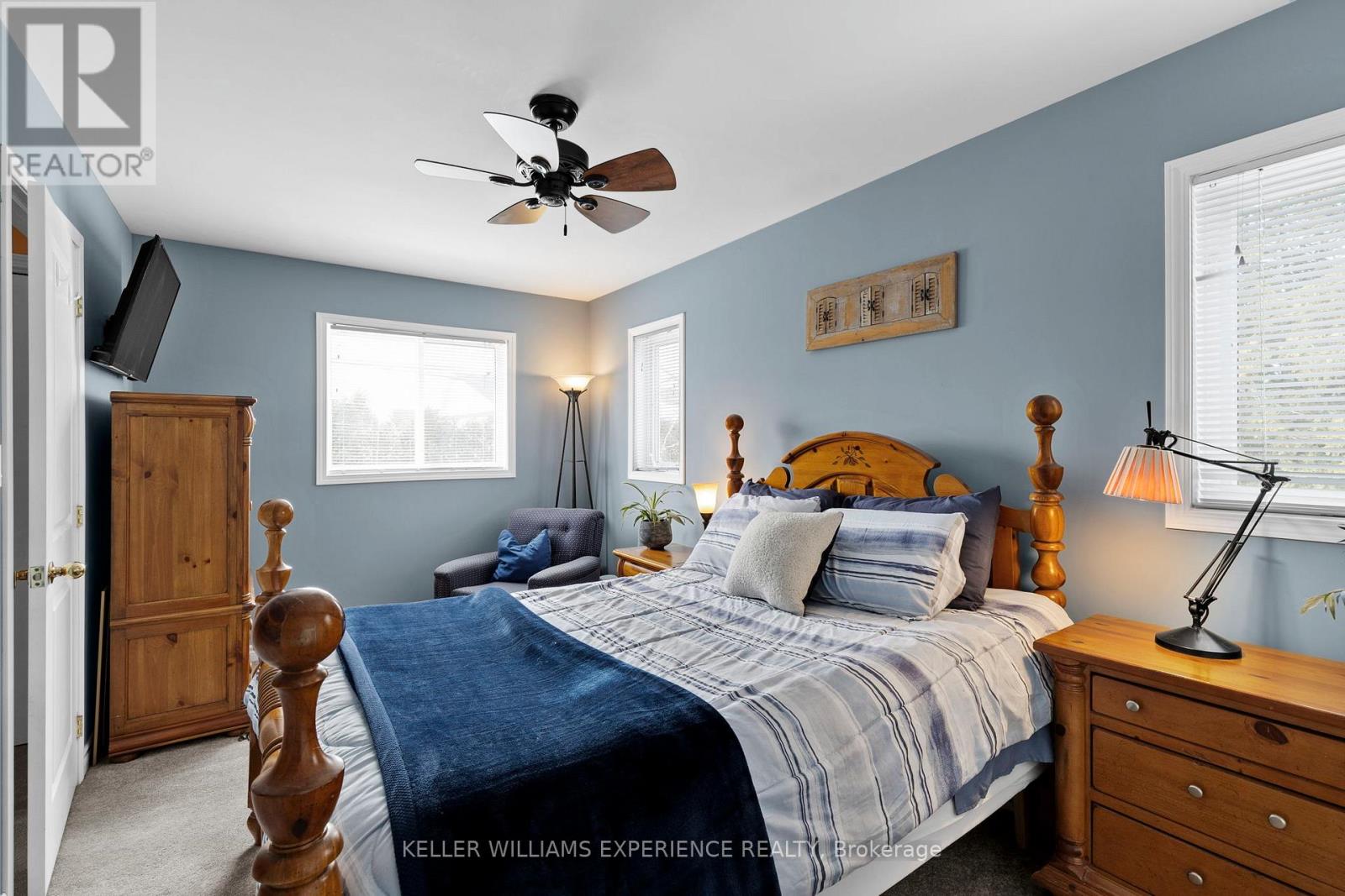 109 Ellen Street, Tay (Victoria Harbour), Ontario  L0K 2A0 - Photo 12 - S12872684