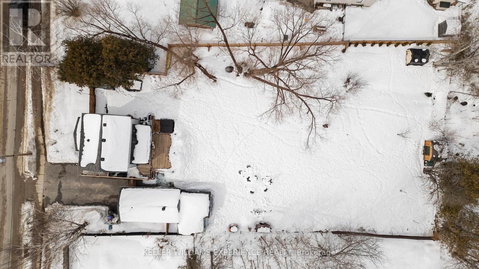 109 Ellen Street, Tay (Victoria Harbour), Ontario  L0K 2A0 - Photo 2 - S12872684