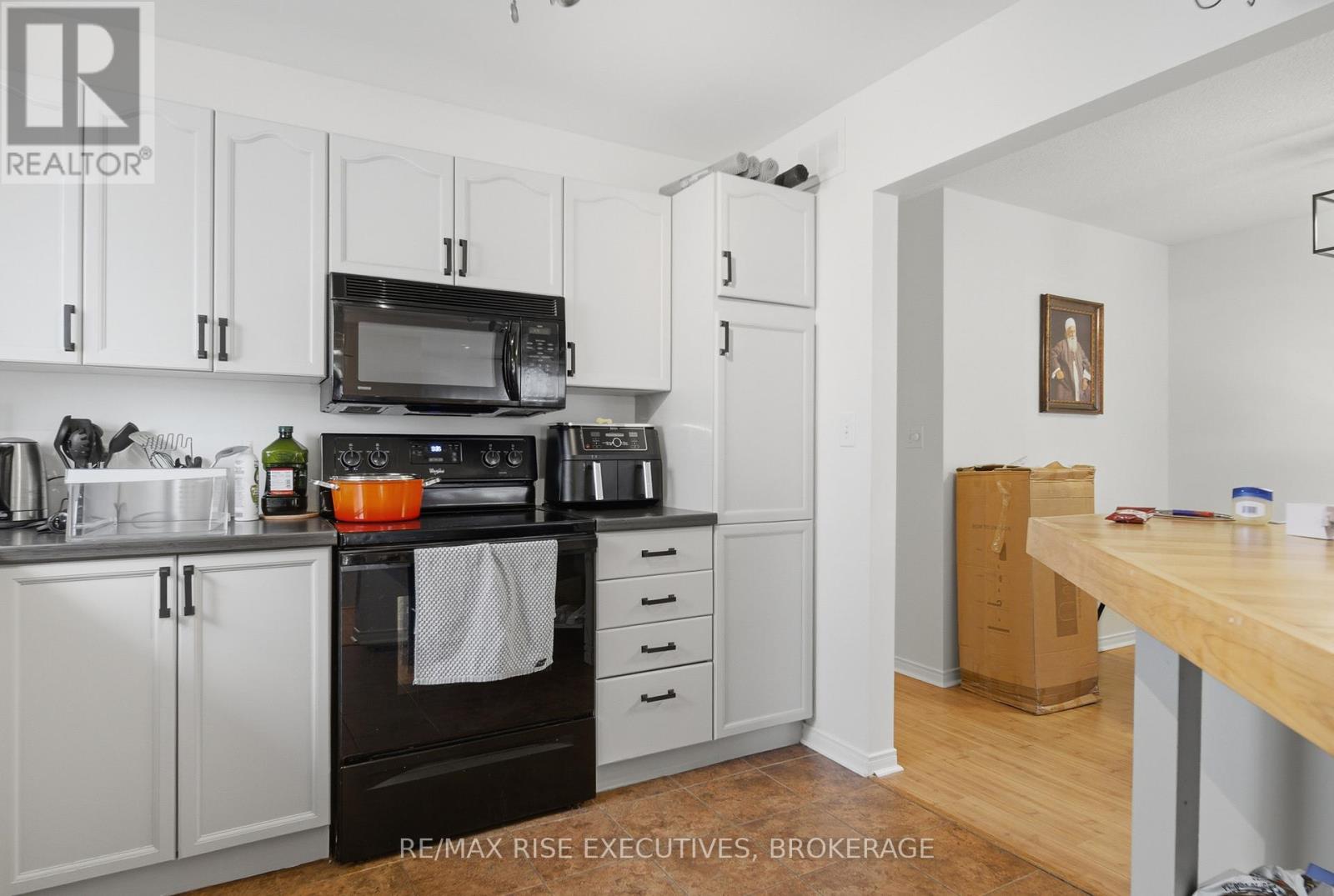 984 Waterbury Crescent, Kingston, Ontario  K7M 8V3 - Photo 12 - X12872434