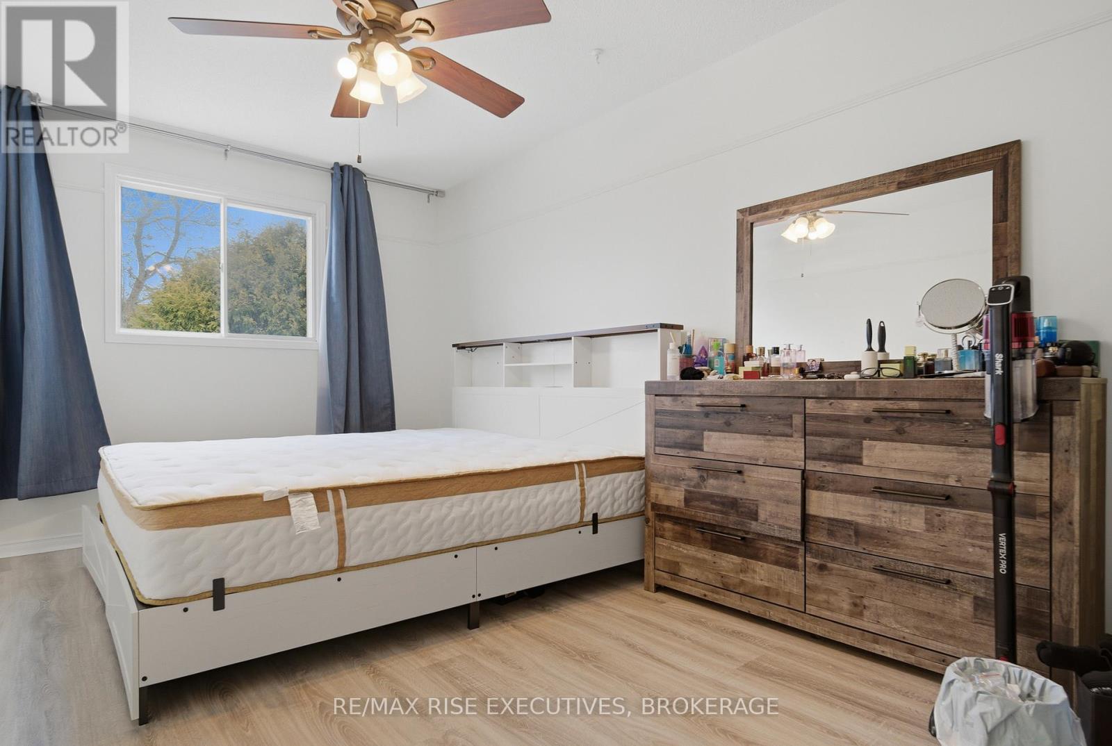 984 Waterbury Crescent, Kingston, Ontario  K7M 8V3 - Photo 16 - X12872434