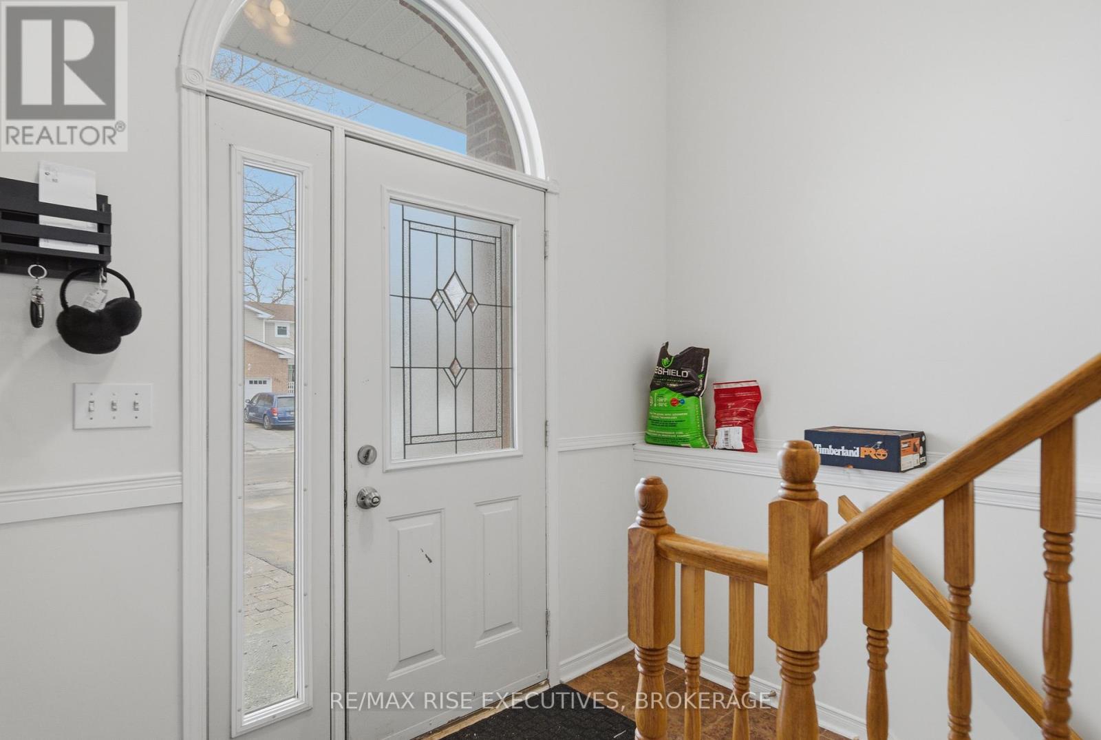 984 Waterbury Crescent, Kingston, Ontario  K7M 8V3 - Photo 4 - X12872434