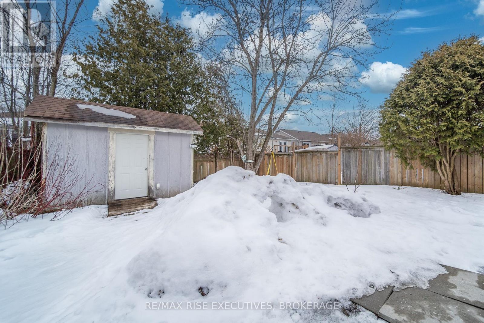 984 Waterbury Crescent, Kingston, Ontario  K7M 8V3 - Photo 40 - X12872434