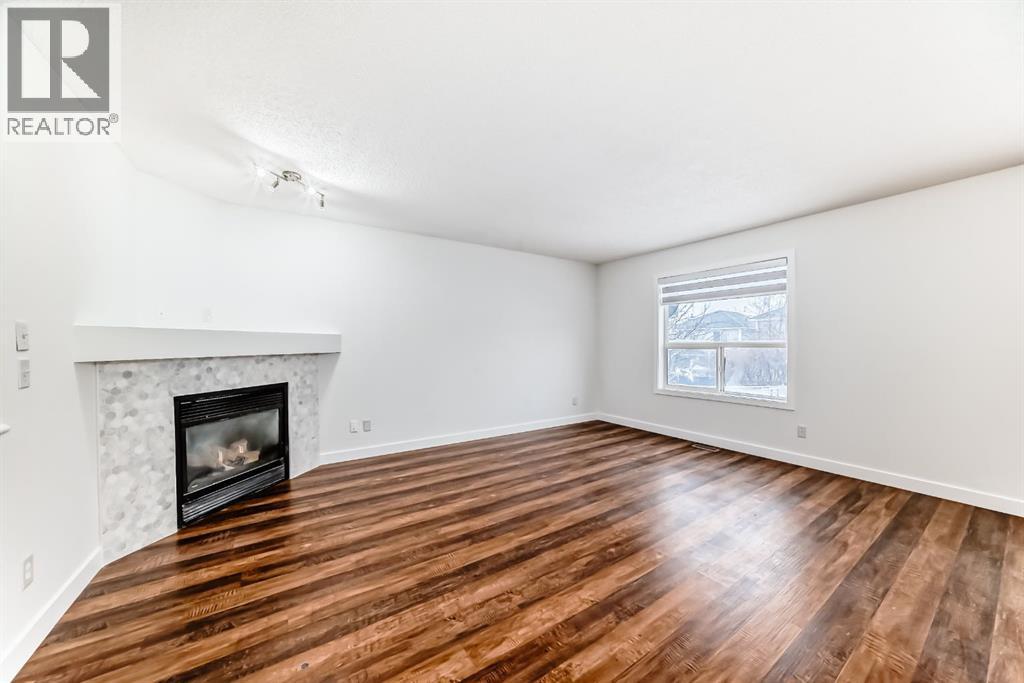 87 Bridlepost Green Sw, Calgary, Alberta  T2Y 4A1 - Photo 11 - A2287138