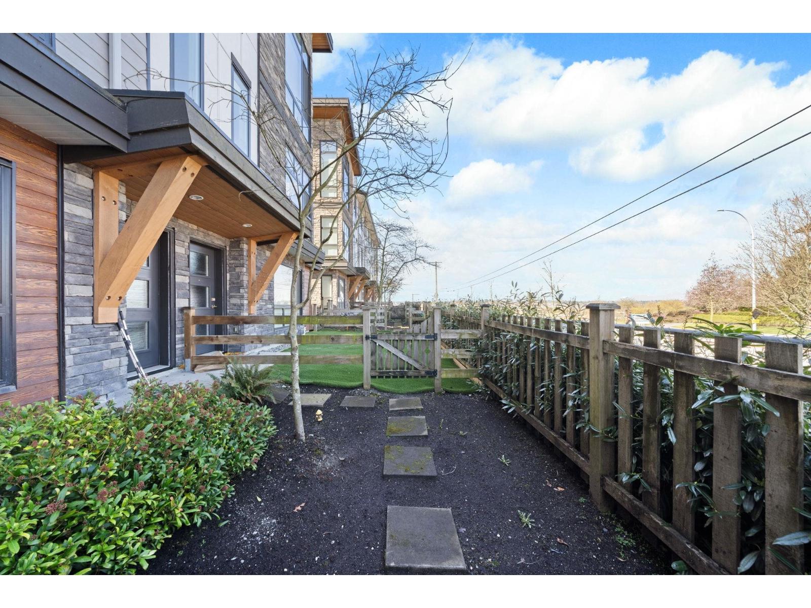 164 16488 64 Avenue, Surrey, British Columbia  V3S 6X6 - Photo 3 - R3098790