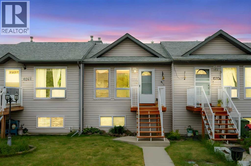 622 3 Street, Strathmore, Alberta  T1P 1S3 - Photo 1 - A2287945