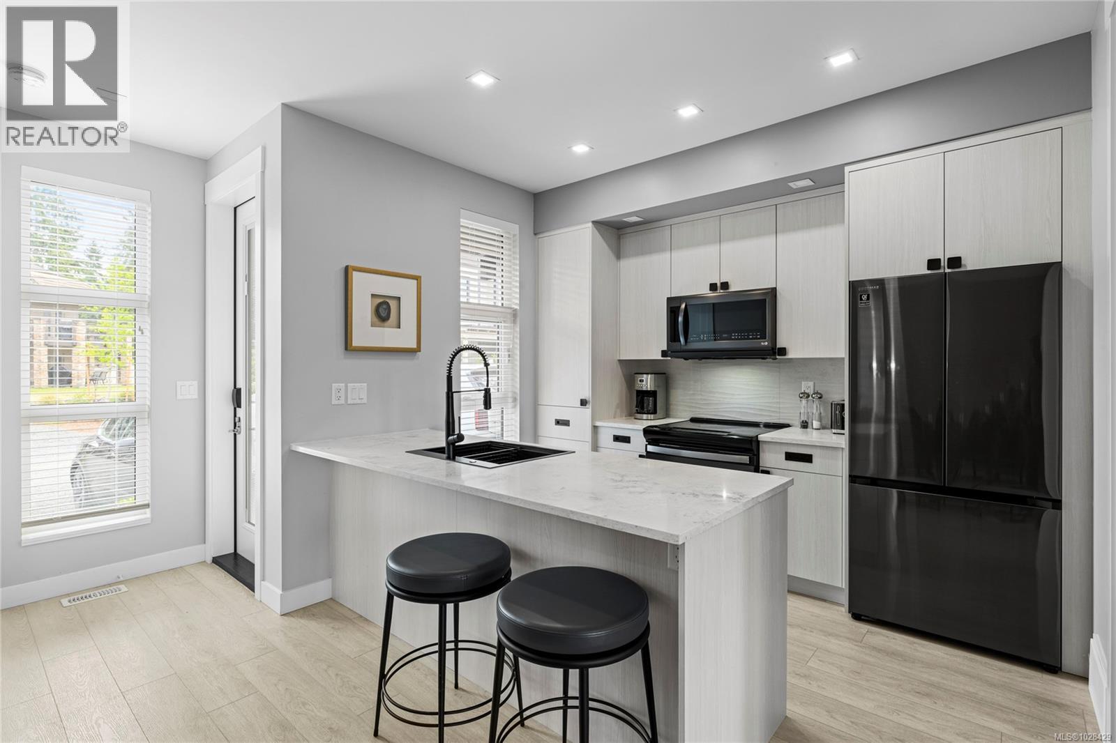 10 1175 Resort Dr, Parksville, British Columbia  V9P 2E3 - Photo 5 - 1028429