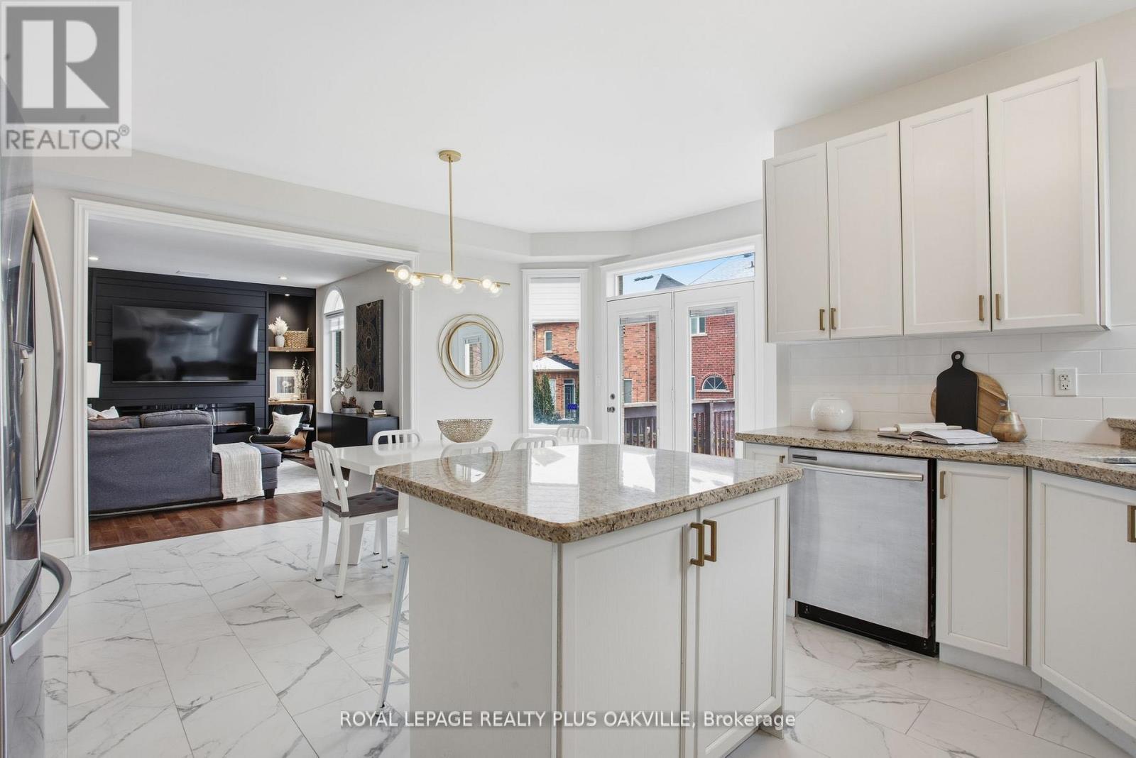 3488 Rebecca Street, Oakville, Ontario  L6L 6X9 - Photo 14 - W12872614