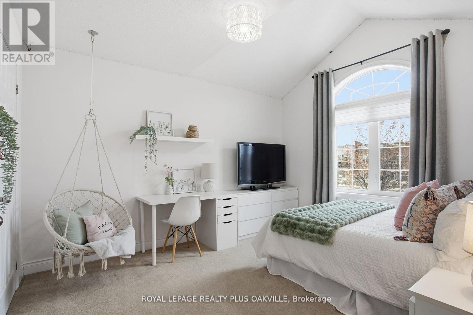 3488 Rebecca Street, Oakville, Ontario  L6L 6X9 - Photo 31 - W12872614