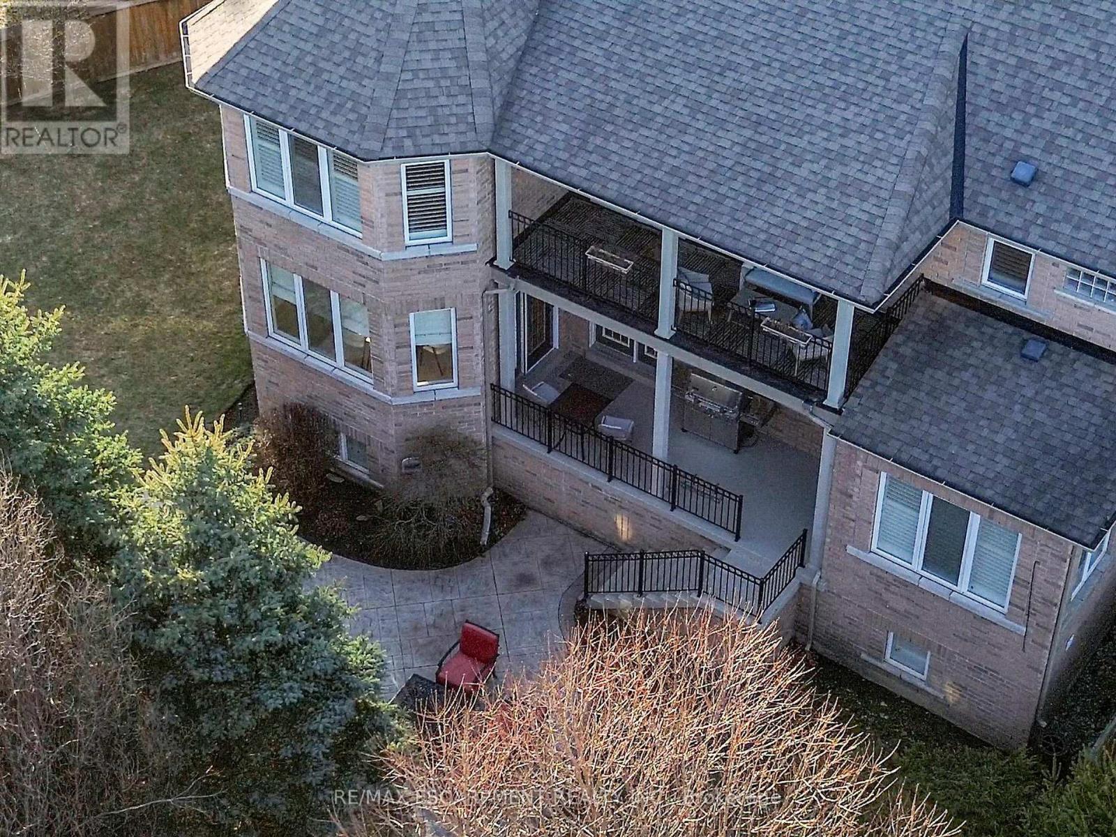 3340 Mistwell Crescent, Oakville, Ontario  L6L 0A3 - Photo 45 - W12872640