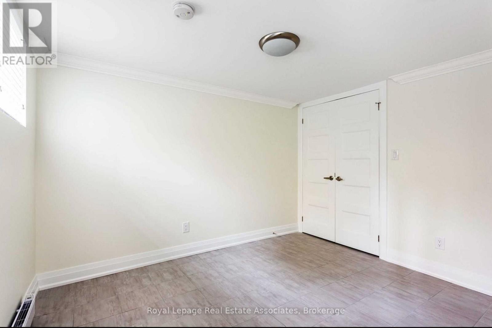 Lower Level - 669 Indian Rd Road, Toronto, Ontario  M6P 1H8 - Photo 10 - W12872674