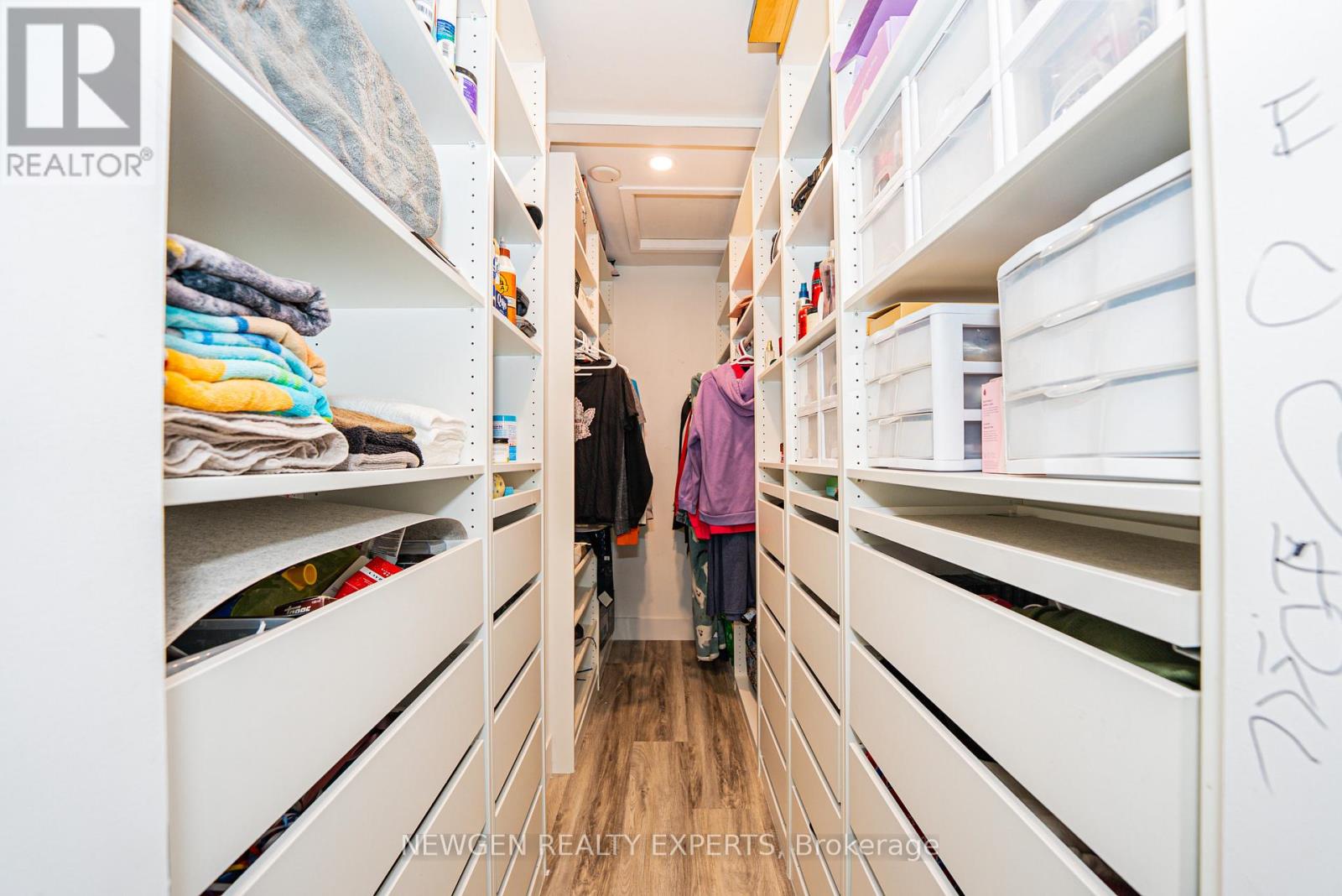 87 Moregate Crescent, Brampton, Ontario  L6S 3K9 - Photo 21 - W12872678