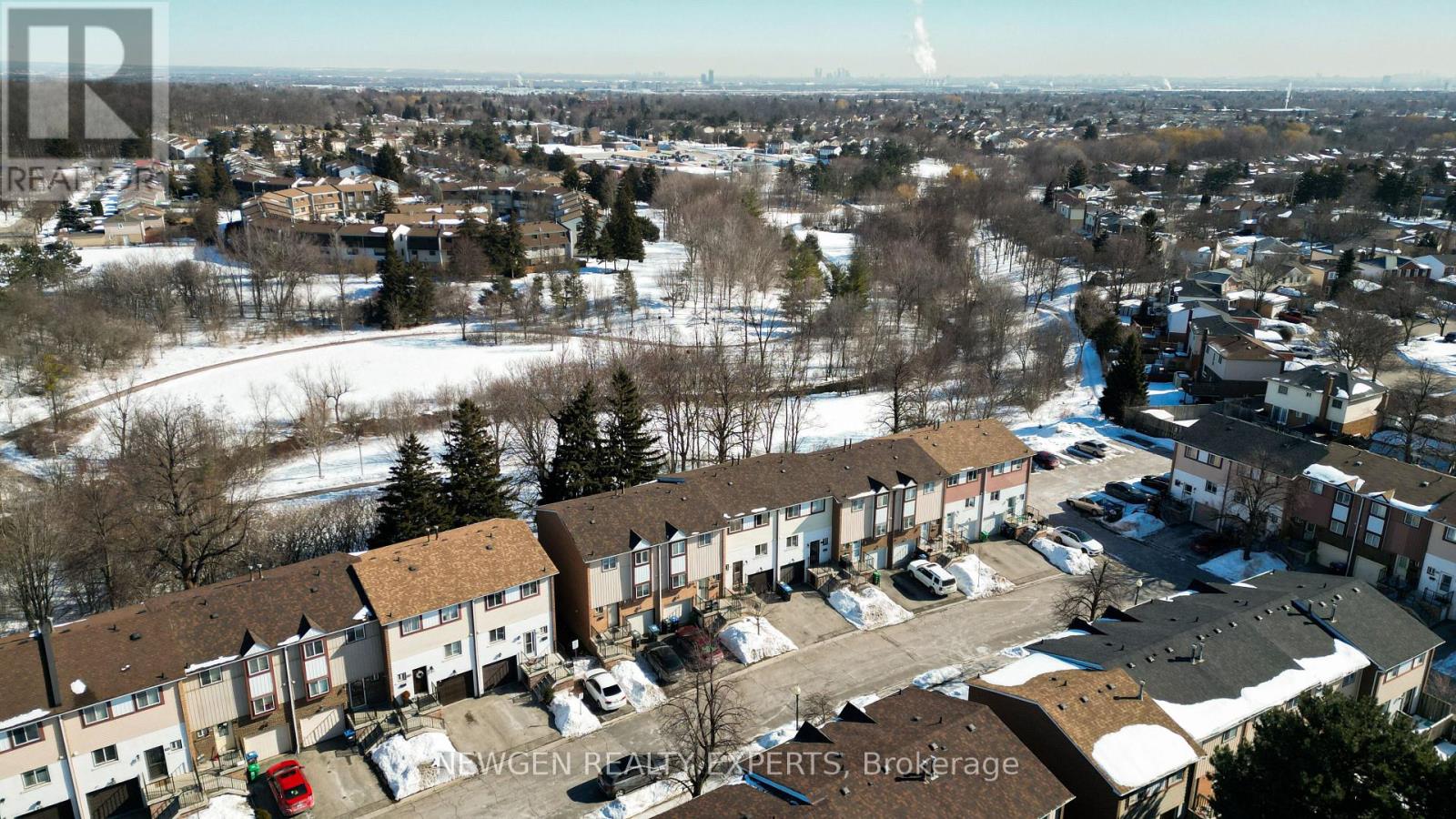 87 Moregate Crescent, Brampton, Ontario  L6S 3K9 - Photo 36 - W12872678