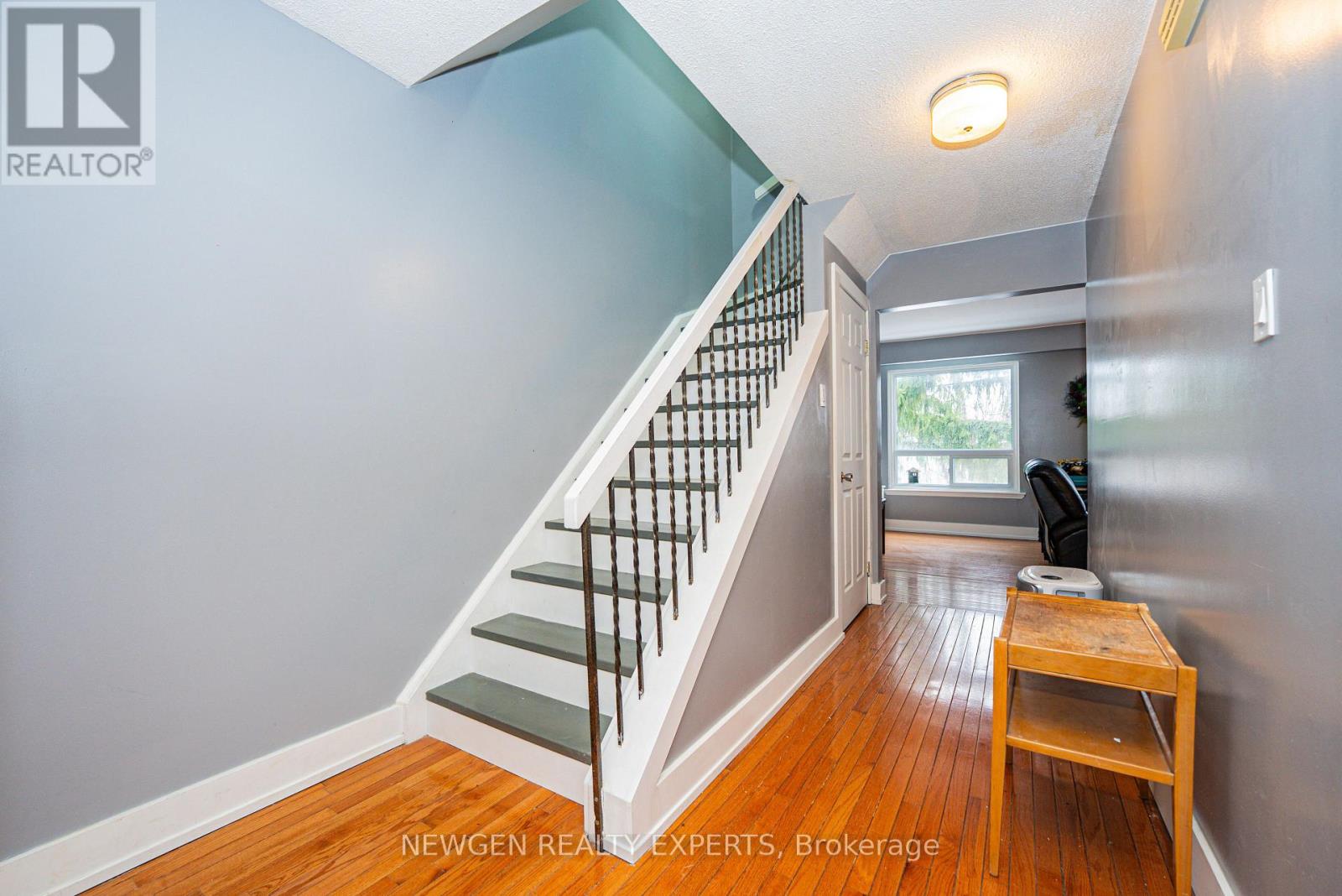 87 Moregate Crescent, Brampton, Ontario  L6S 3K9 - Photo 6 - W12872678