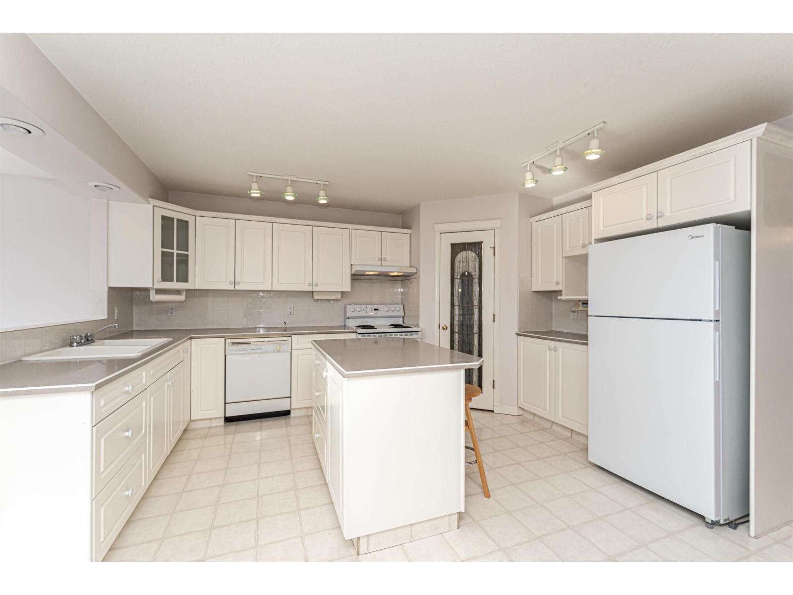 33 Everest Cr, St. Albert, Alberta  T8N 6C3 - Photo 19 - E4476918