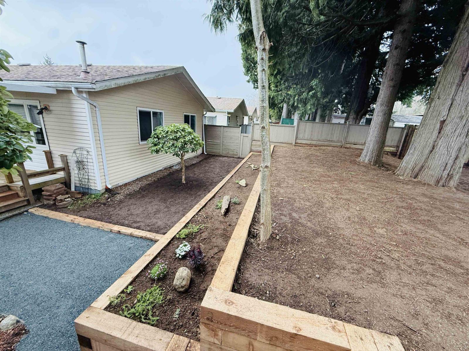 51 1400 164 Street, Surrey, British Columbia  V4A 8V7 - Photo 1 - R3098237