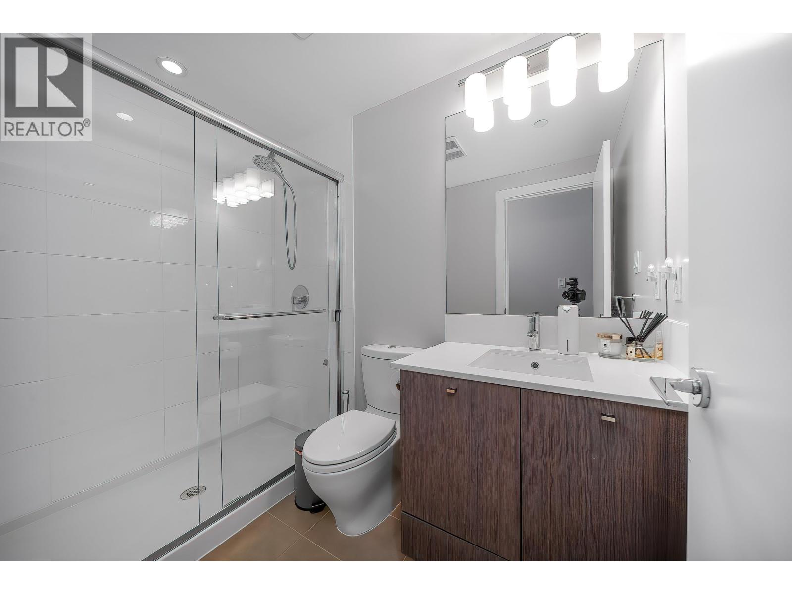 1201 6951 Elmbridge Way, Richmond, British Columbia  V7C 0A4 - Photo 12 - R3088114