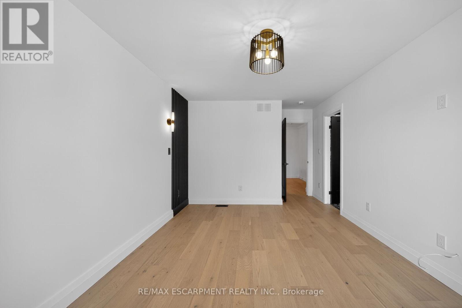 1036 Garth Street, Hamilton, Ontario  L9C 4L6 - Photo 25 - X12872588