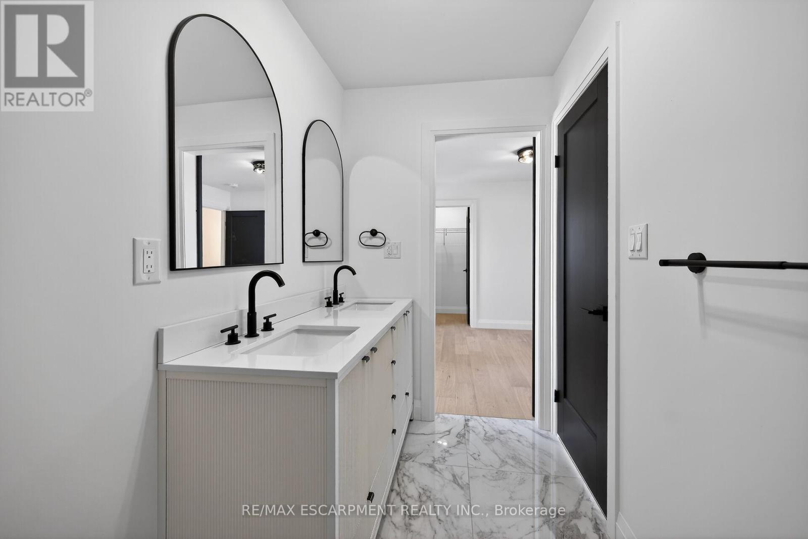 1036 Garth Street, Hamilton, Ontario  L9C 4L6 - Photo 35 - X12872588